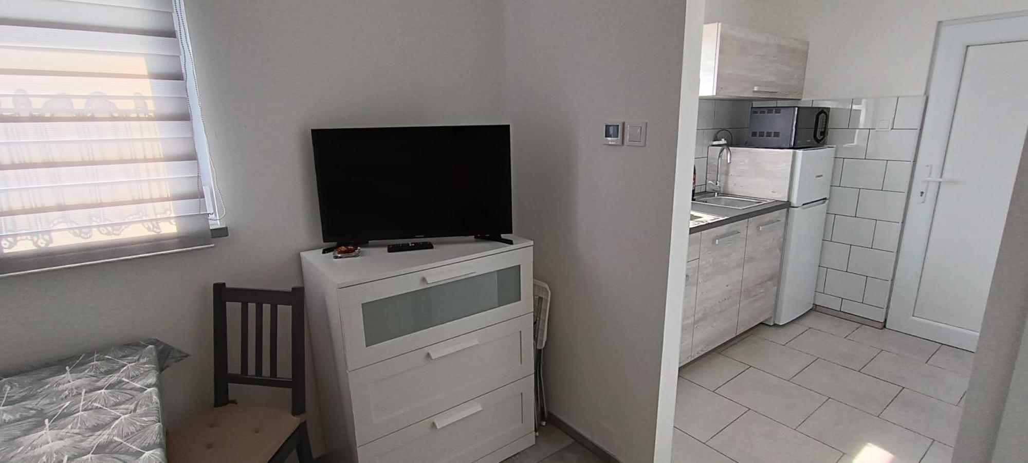 Lebego Falu Vendeghaz Oroszlány Buitenkant foto